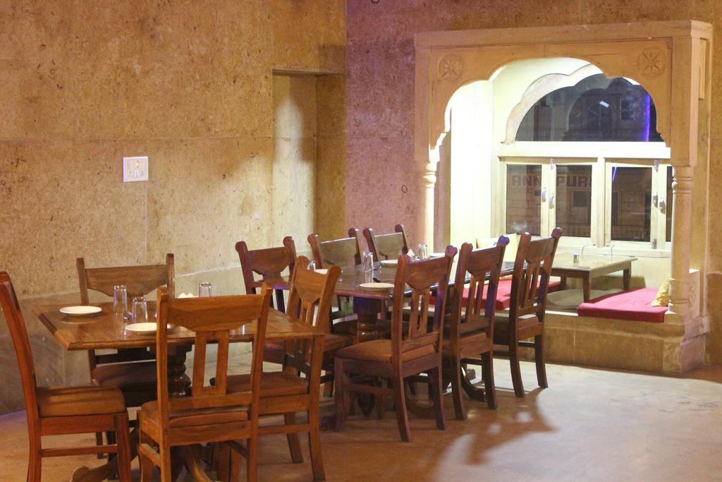 Hotel Prince-Near Jaisalmer Fort Exterior foto